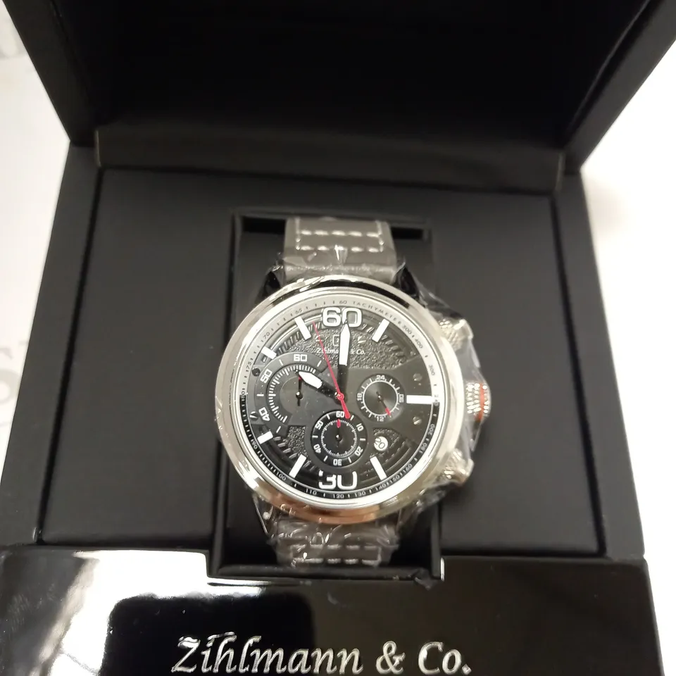 ZIHLMANN & CO TRIPLE DIAL GREY LEATHER STRAP WRISTWATCH