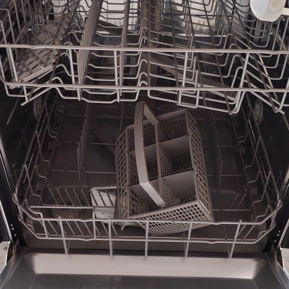 COMFEE FULLY INTEGRATED DISHWASHER 