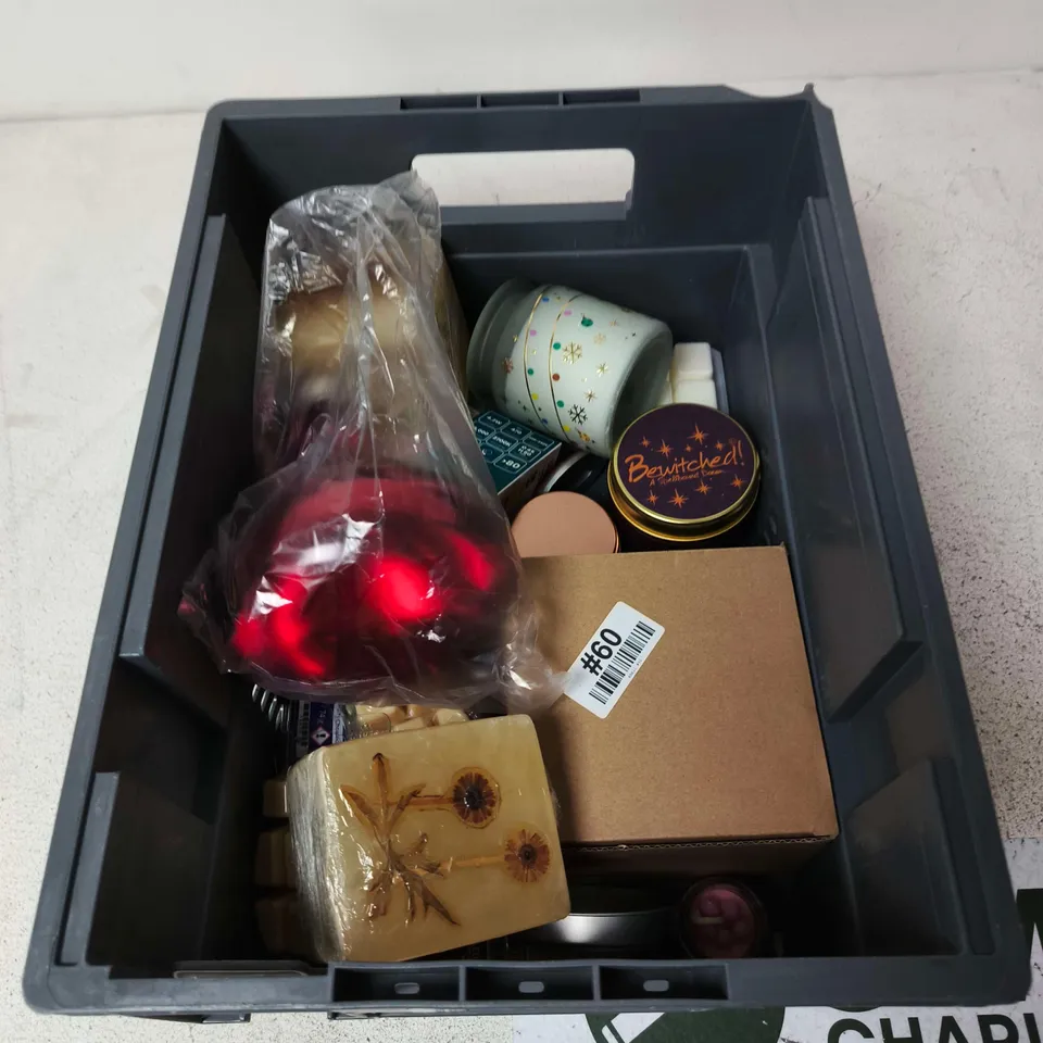TOTE OF APPROXIMATELY 9 ASSORTED ITEMS TO INCLUDE: JO MALONE CANDLE