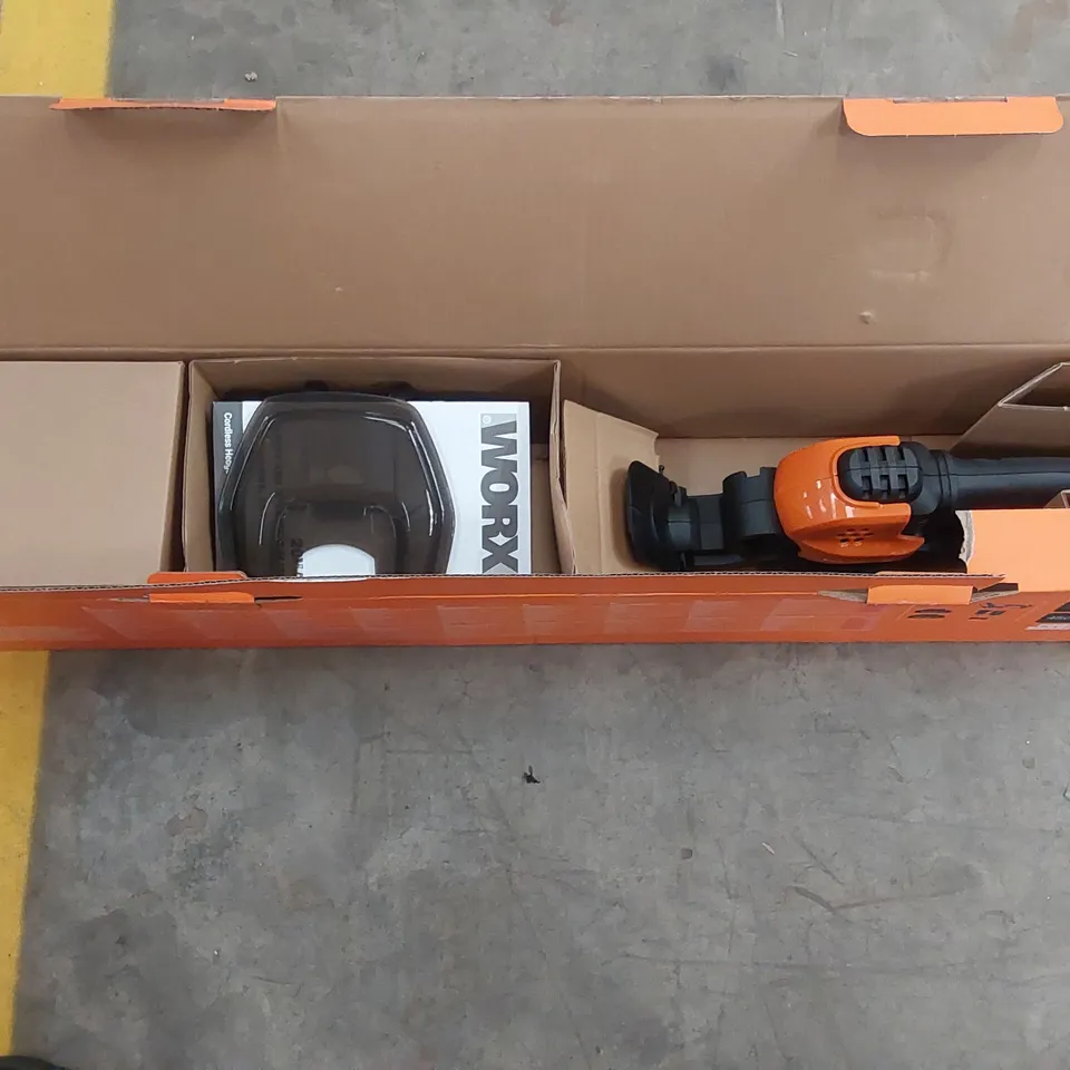 BOXED WORX - WG261E.1 20V CORDLESS LAWNMOWER RRP £109.99