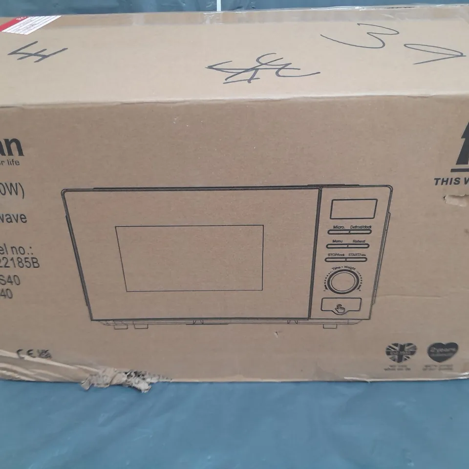 BOXED SWAN 20L 700W DIGITAL MICROWAVE IN BLACK - COLLECTION ONLY