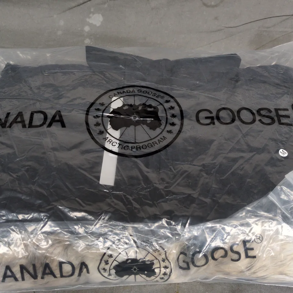 CANADA GOOSE WYNDHAM PARKA – MEN’S, BLACK, UK MEDIUM (M/M) 