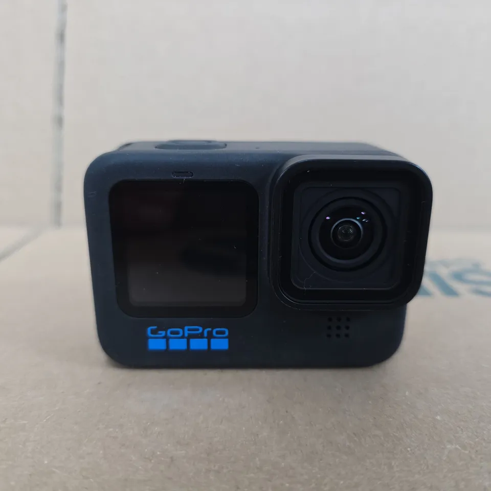 GOPRO HERO11 BLACK ACTION CAMERA