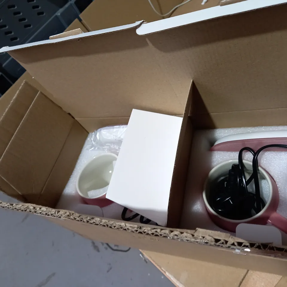 MUG WARMER GIFT SET COLOUR: PINK