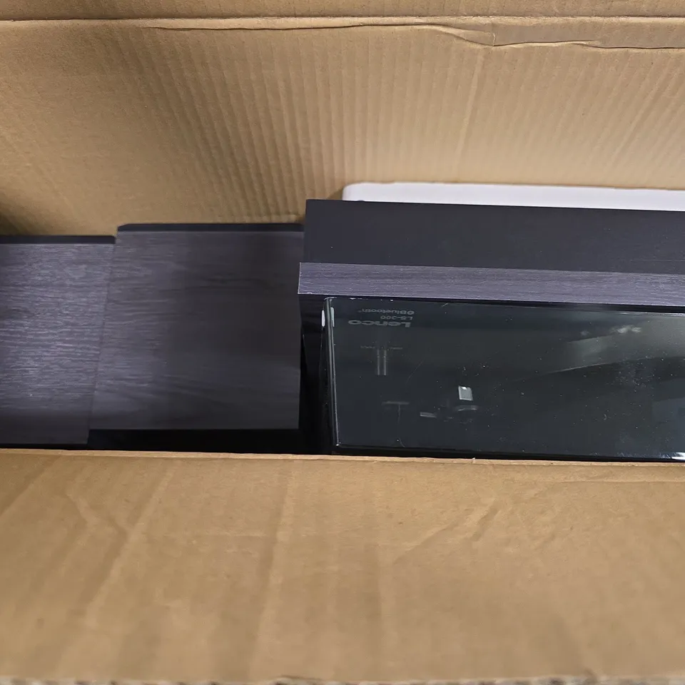 BOXED LENCO LS-300BK V2 TURNTABLE WITH BLUETOOTH 