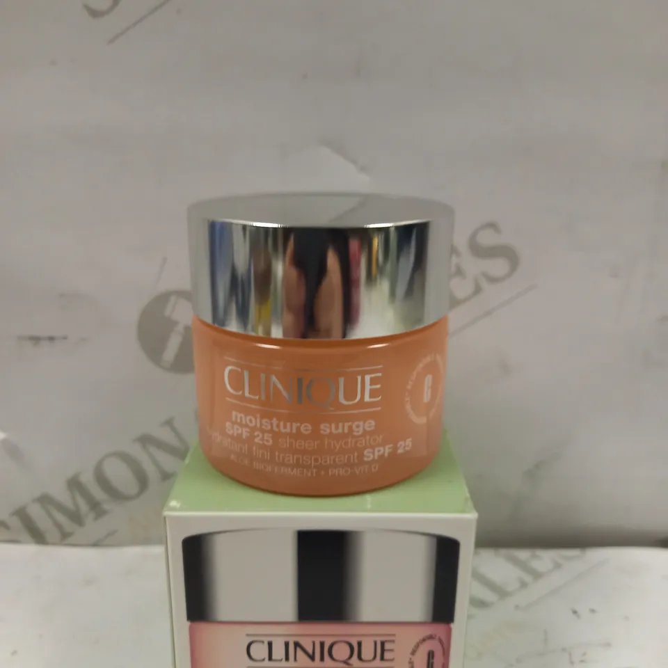 CLINIQUE MOISTURE SURGE SPF25 SHEER HYDRATOR 30ML