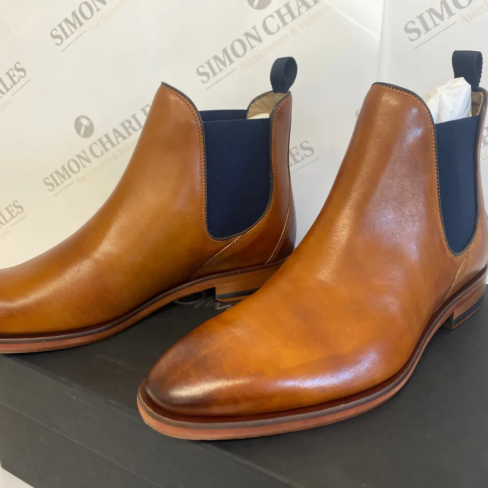 BOXED PAIR OF OLIVER SWEENEY BLAKE STITCHED BROWN SHOES SIZE 7