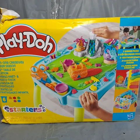 PLAY-DOH ALL-IN-ONE CREATIVITY STARTER STATION