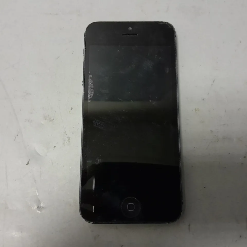 APPLE IPHONE 5 (A1429) SMARTPHONE 