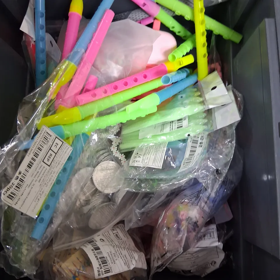 TOTE OF ASSORTED TOYS AND ACCESSORIES TO INCLUDE;