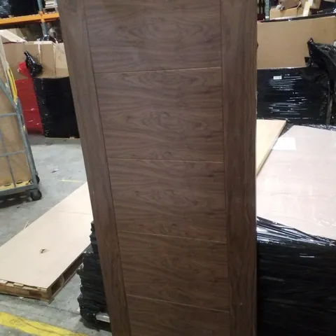 VERTICAL 5 PANEL INTERNAL DOOR 1981×833×44MM