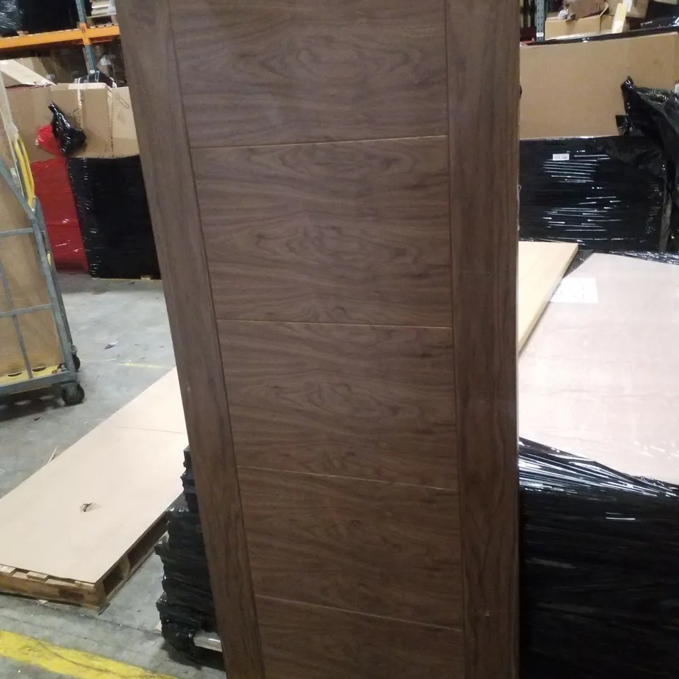 VERTICAL 5 PANEL INTERNAL DOOR 1981×833×44MM