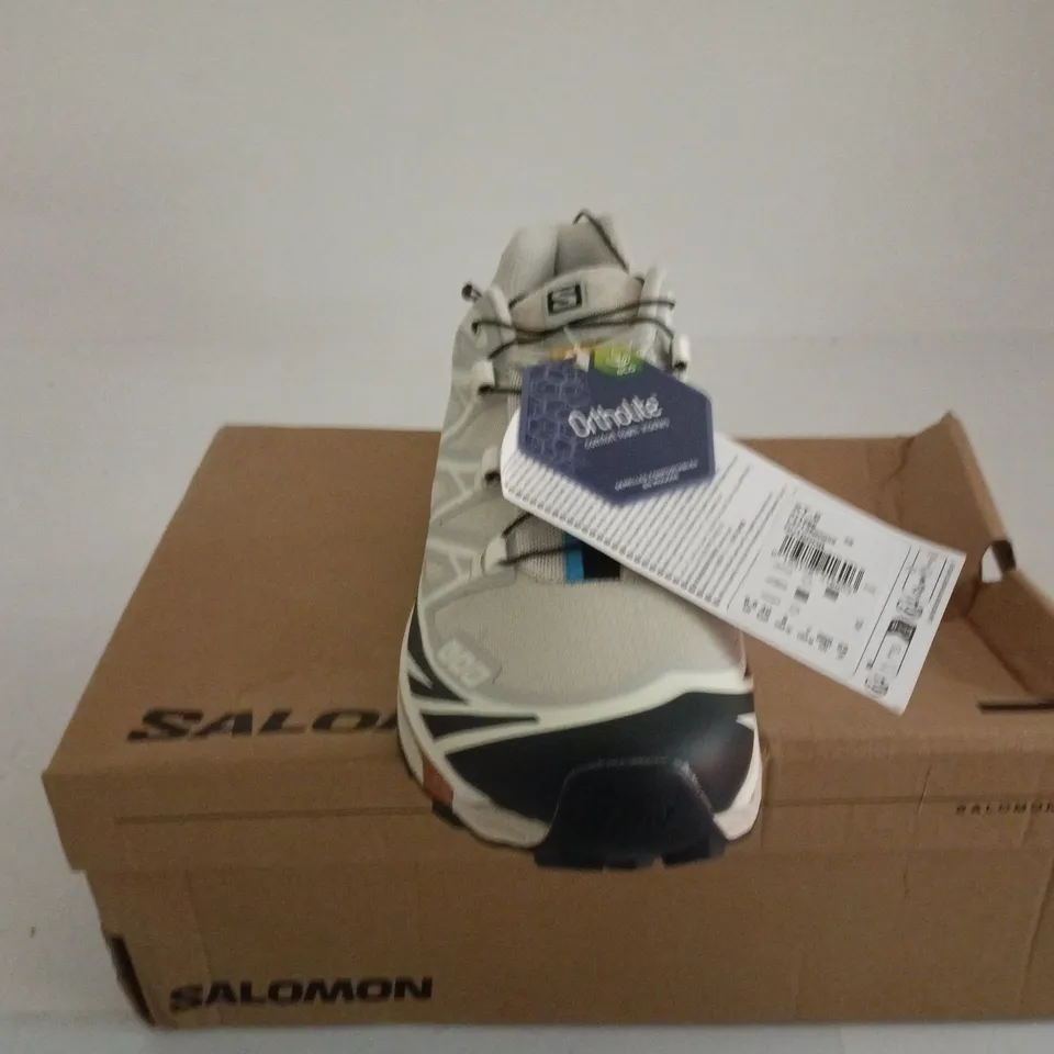 SALOMAN LUNAR ROCK/DARK SAPPHIRE/RUBBER TRAINERS UK 6.5 BOXED