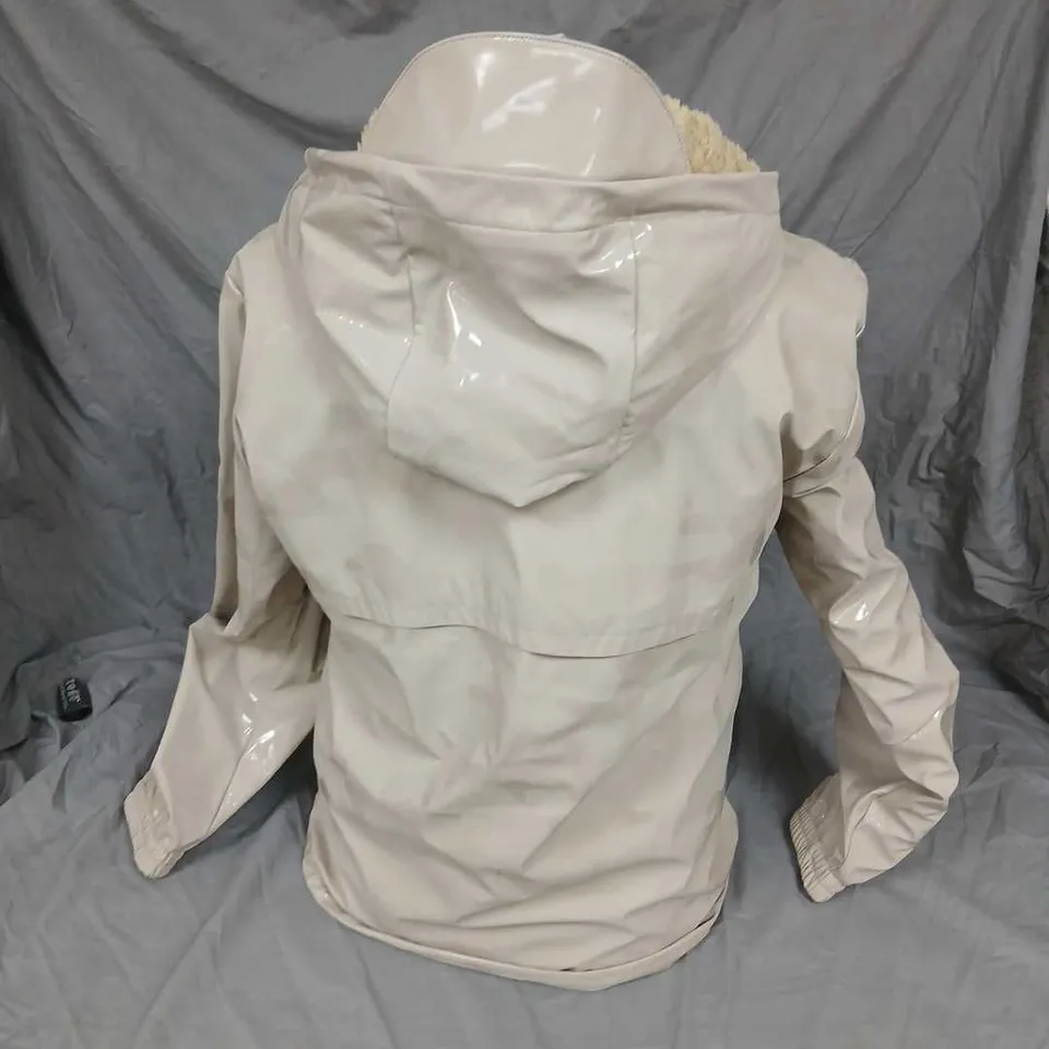 GAMMON LIFE BEIGE PARKA JACKET WITH FAUX FUR LINING – SIZE S