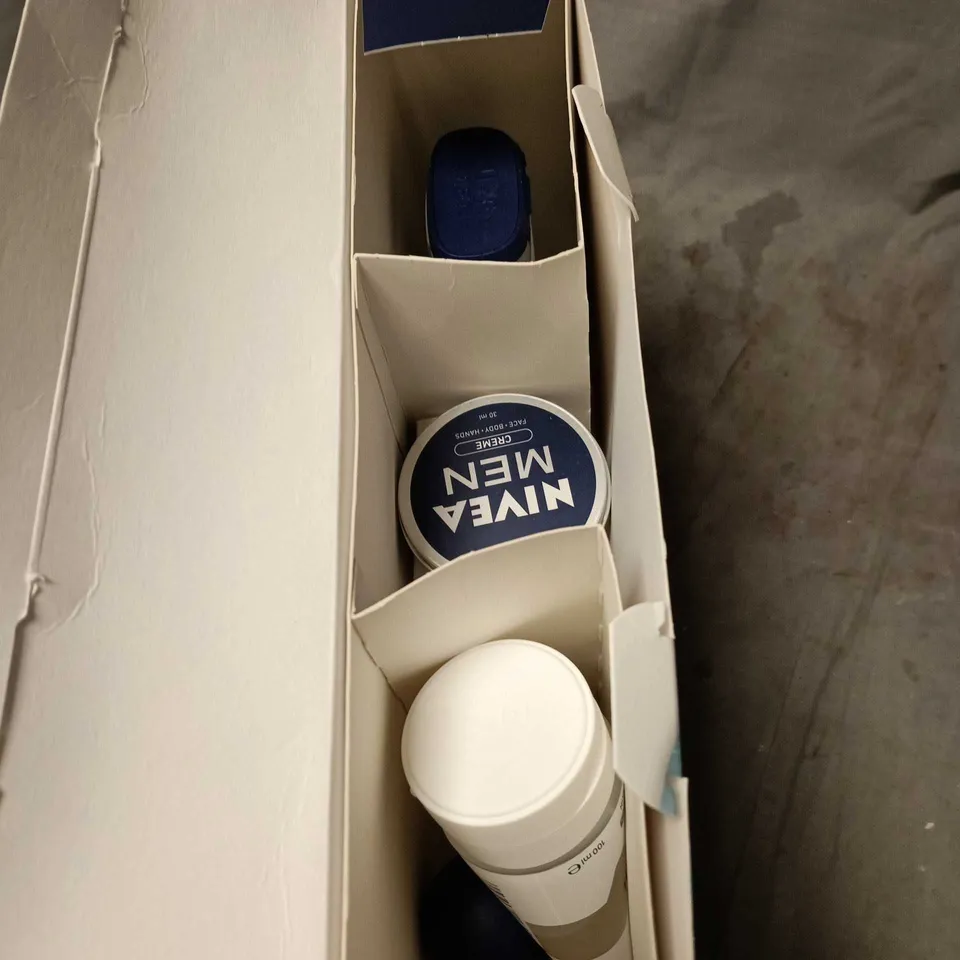 NIVEA FOR ME FEEL CALM SKINCARE KIT, BOXED
