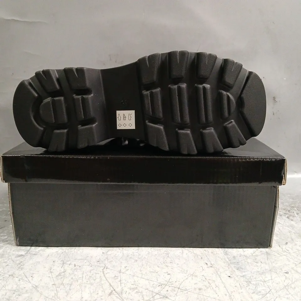 BOXED PAIR OF KOI SIMA STUDDED PLATFORM BALLET SHOES IN BLACK SIZE UK 3