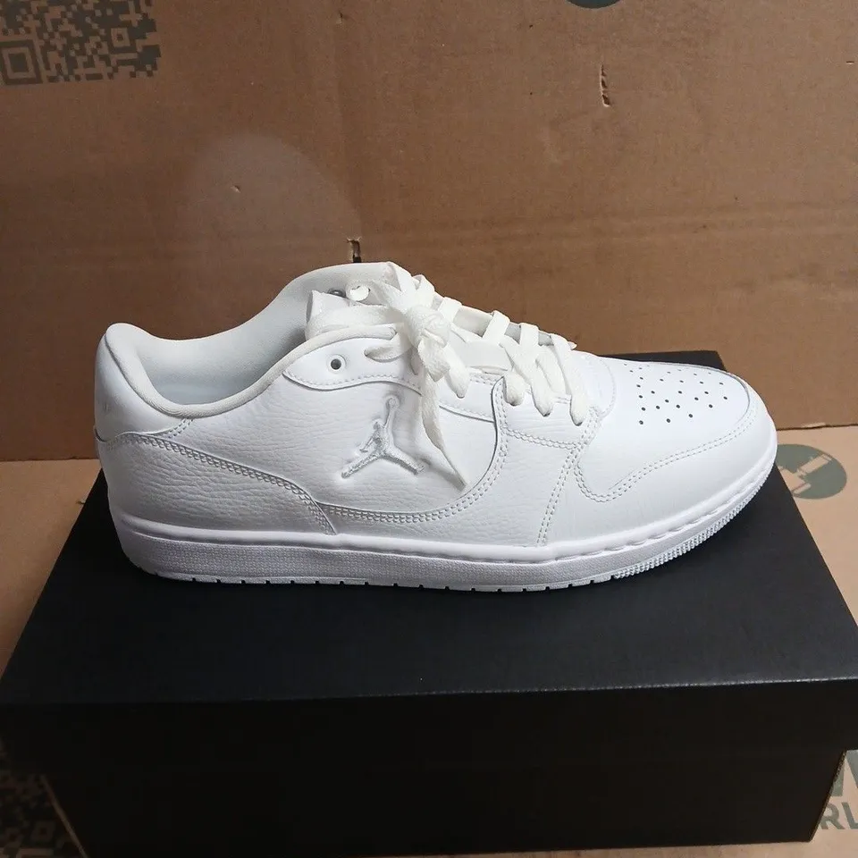 NIKE JORDAN WHITE TRAINERS BOXED SIZE 10
