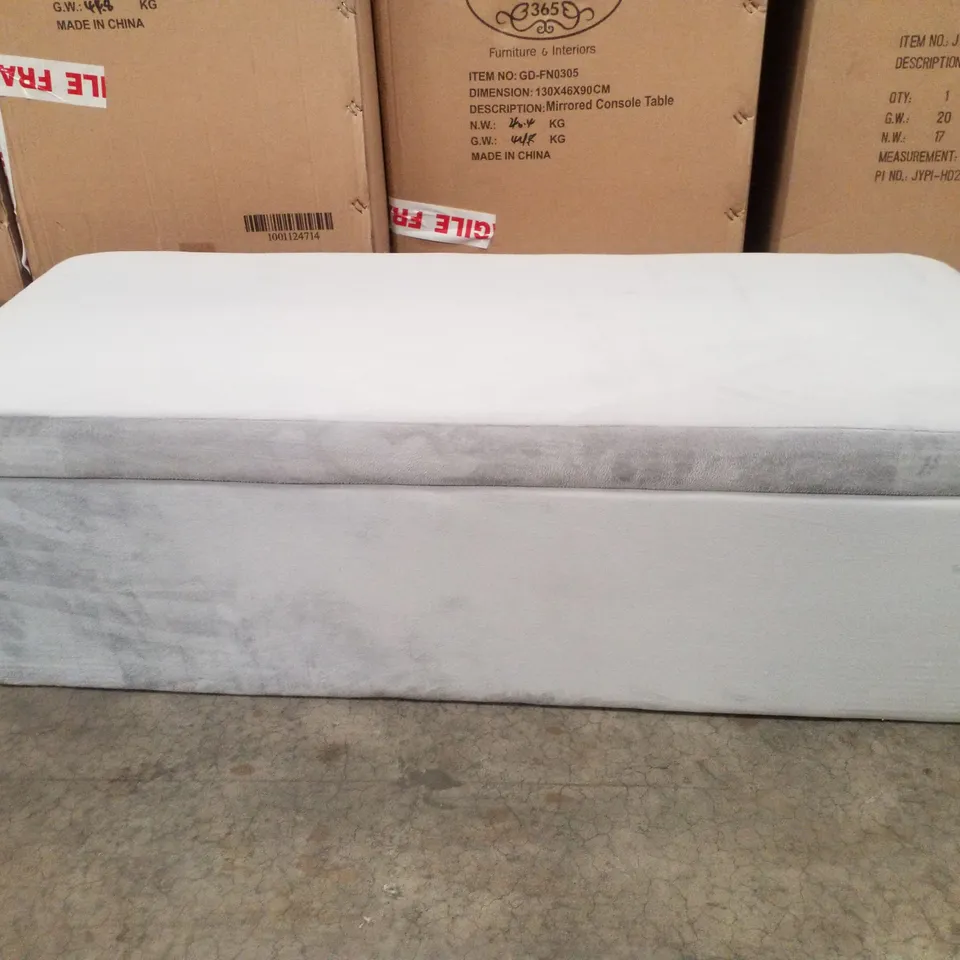 BRAND NEW BOXED HOMESDIRECT365 LIGHT GREY STORAGE OTTOMAN 