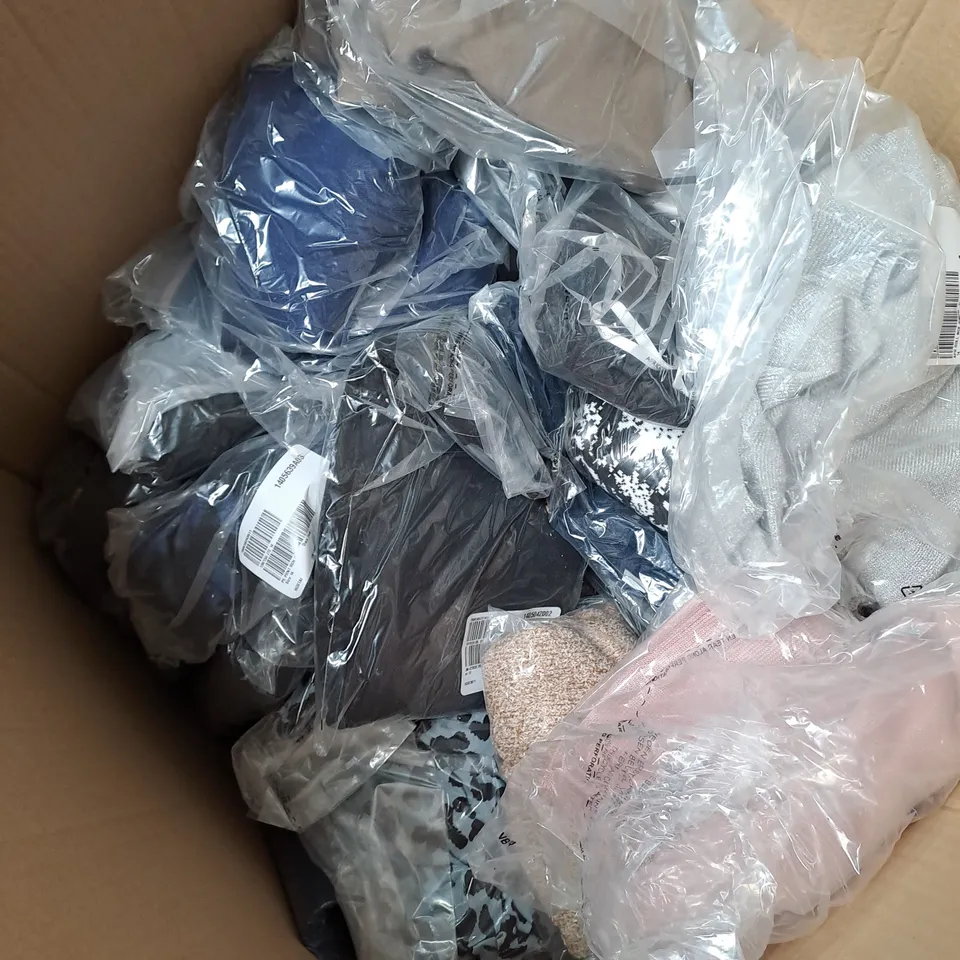 BOX OF ASSORTED CLOTHING ITEMS TOO INCLUDE COATS , TOPS, AND TROUSERS   ETC. 