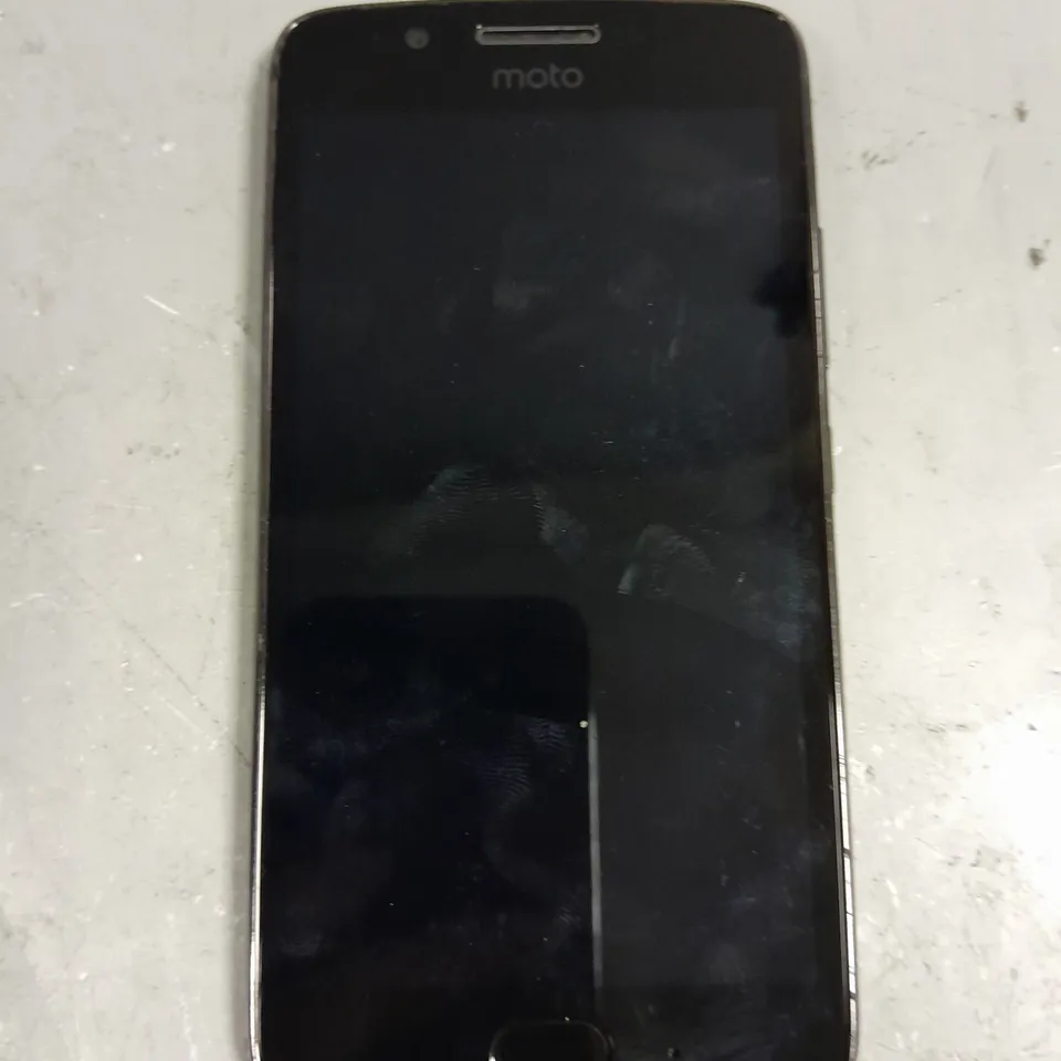 MOTOROLA MOTO SMARTPHONE