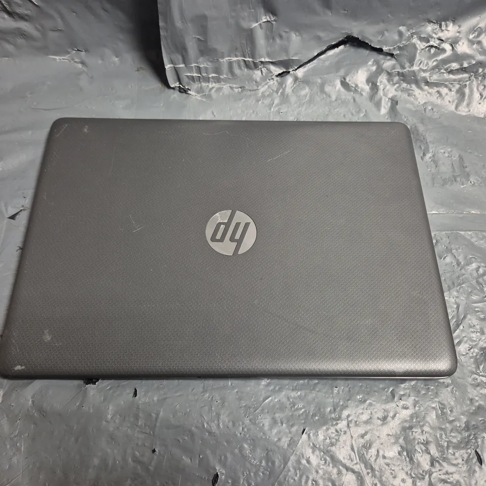 HP 240 G7 Notebook PC