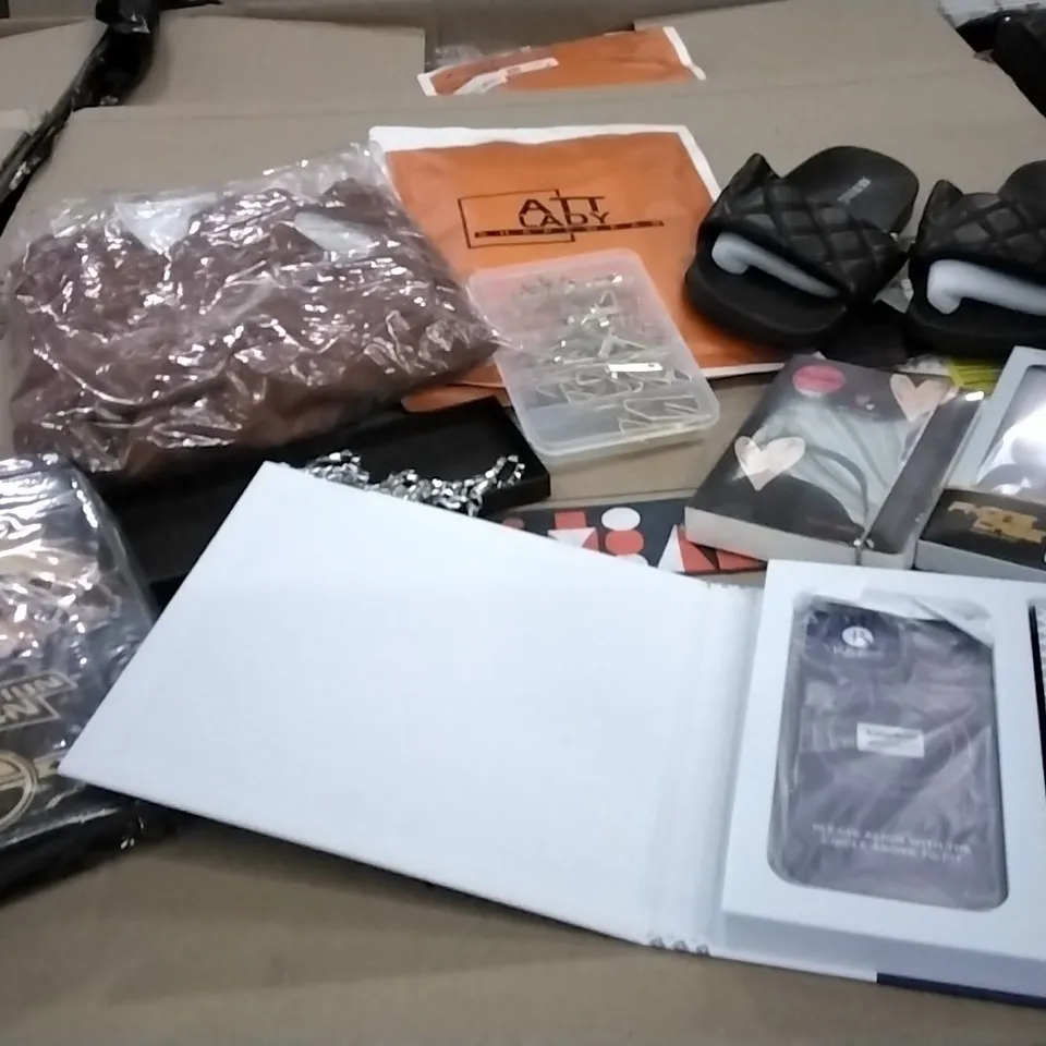 PALLET OF APPROXIMATELY 6 BOXES OF ASSORTED HOUSEHOLD AND ELECTRICAL PRODUCTS TO INCLUDE;