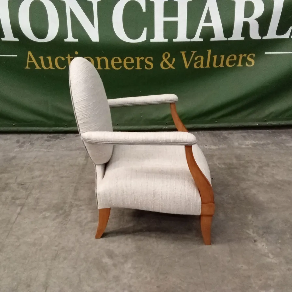 QUALITY HIGH-END DESIGNER FABRIC ACCENT CHAIR