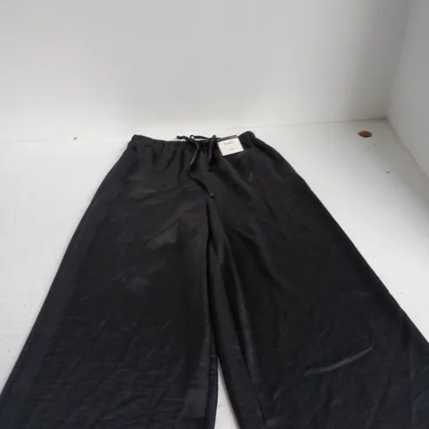 M&S WOMEN'S WIDE-LEG TROUSERS, UK SIZE 6, SHORT LENGTH