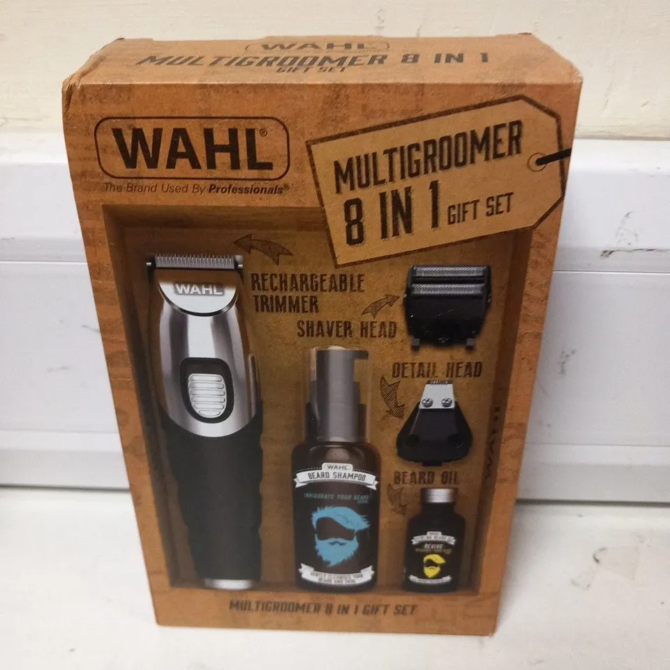 BOXED WAHL MULTIGROOMER 8 IN 1 GIFT SET