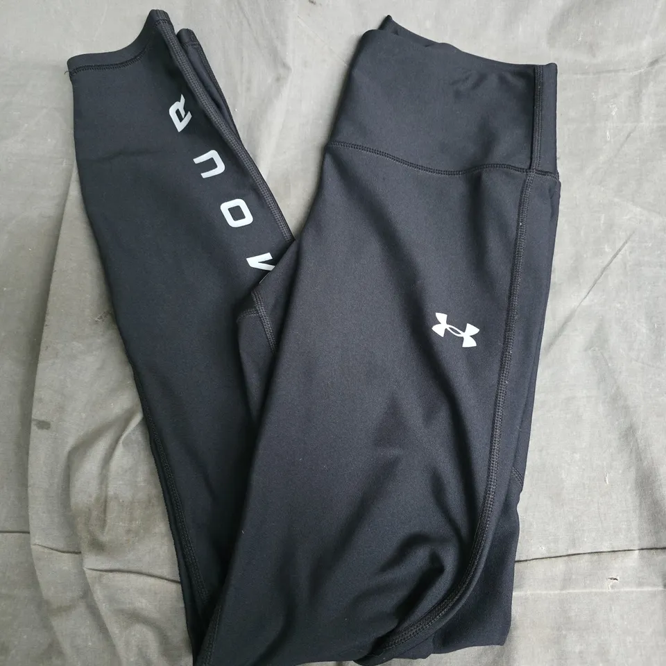 UNDER ARMOUR COMPRESSION BOTTOMS IN BLACK - MEDIUM