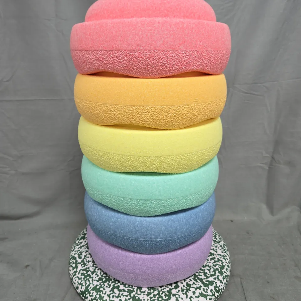 BOXED STAPELSTEIN RAINBOW PASTEL STACKING STEPPING STONES