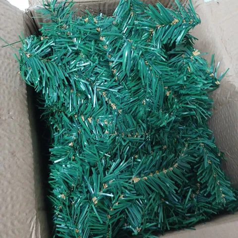 BOXED CHRISTMAS DΓCOR