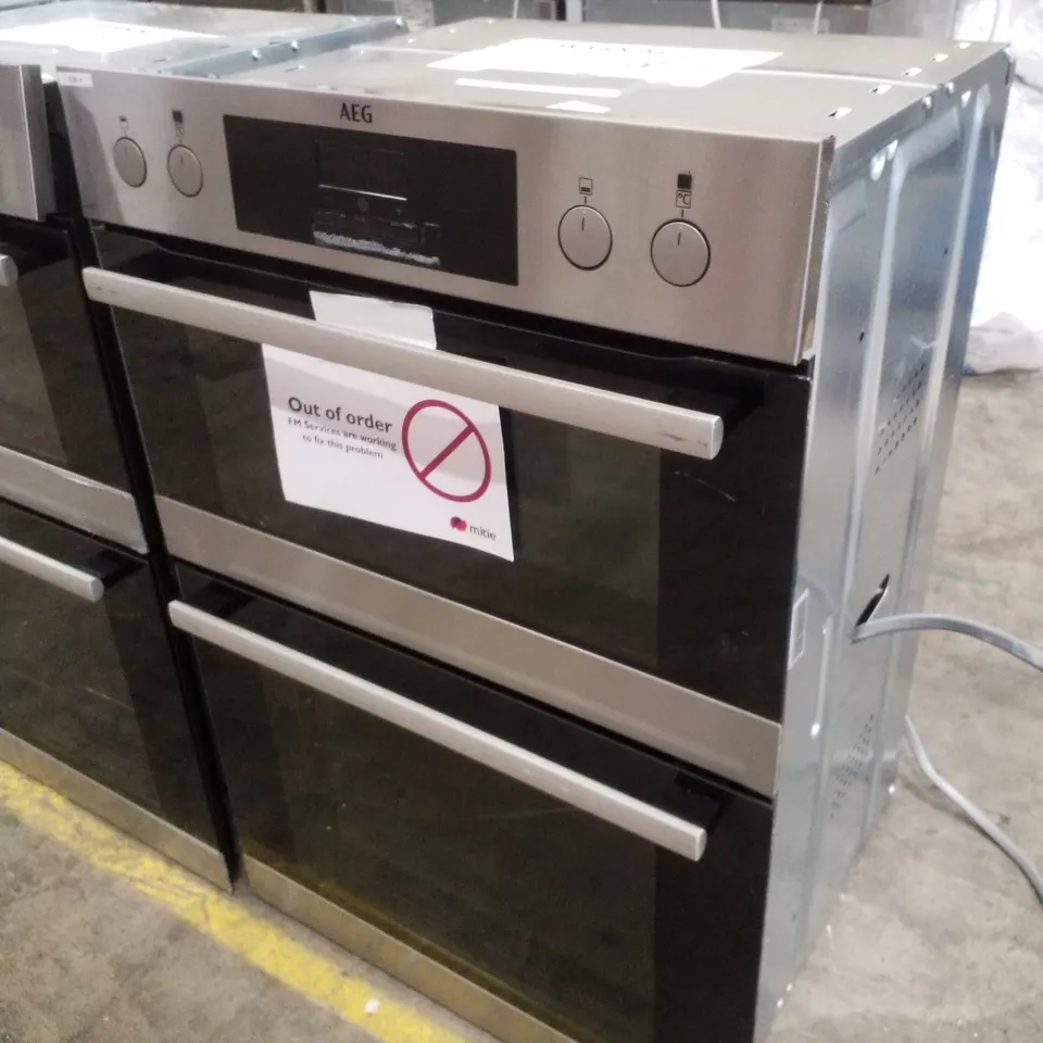 AEG DCB331010M BUILT IN ELECTRIC DOUBLE OVEN