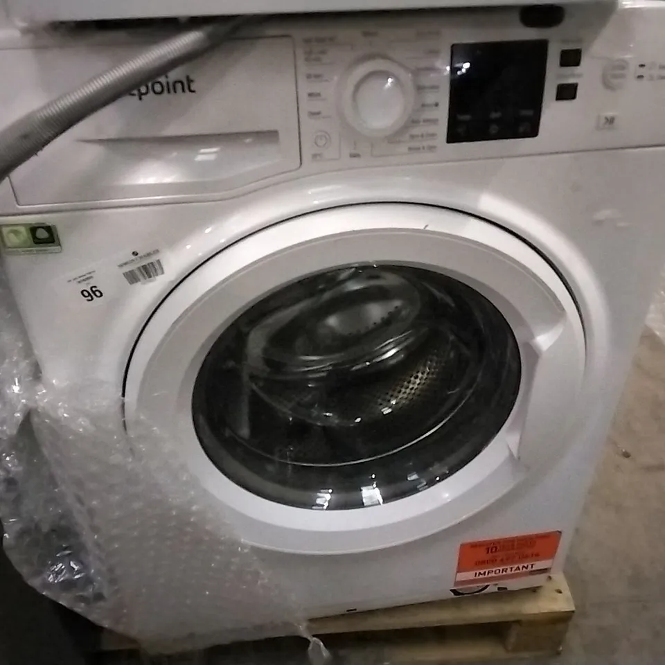 DESIGNER HOTPOINT NSWM743UWUKN FREESTANDING SPIN WASHING MACHINE WHITE
