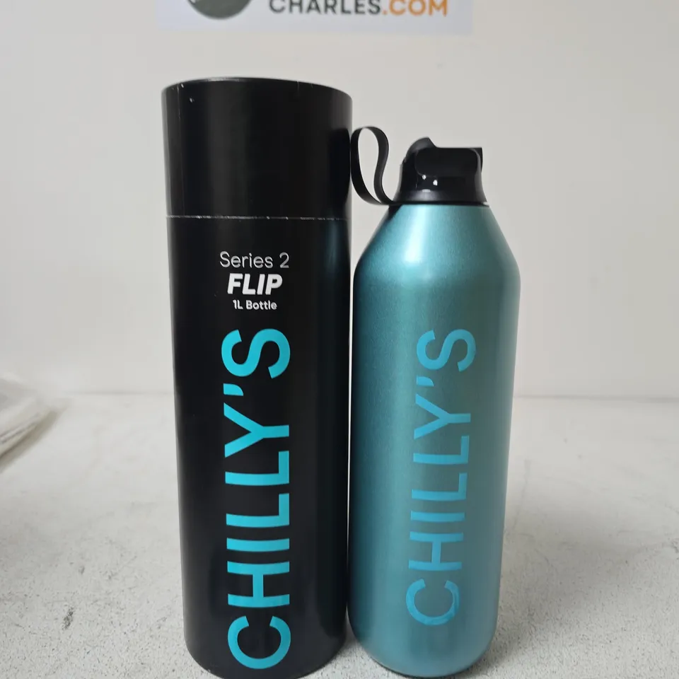 CHILLY'S SERIES 2 FLIP 1L BOTTLE PAIR – BLACK & TEAL