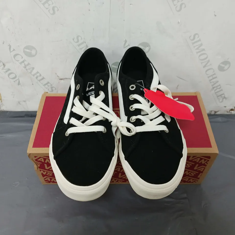 BOXED PAIR OF VANS SUEDE ANIMAL SHOES IN BLACK SIZE 6