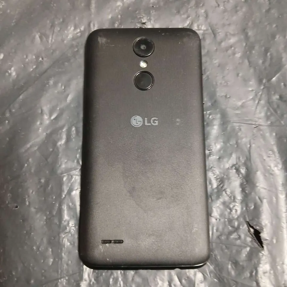 LG SMARTPHONE – BLACK