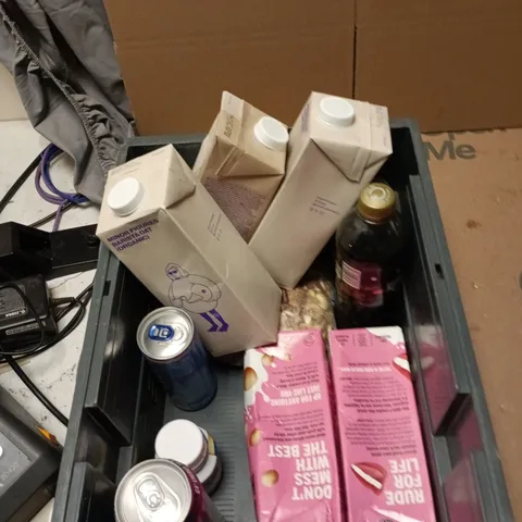 TOTE OF APPROXIMATELY 13 ASSORTED FOOD AND DRINK TO INCLUDE: C4 ENERGY, BARISTA OAT MILK AND PEPSI LIME
