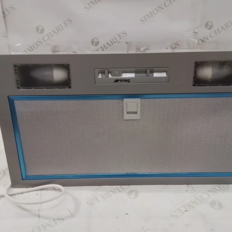 SMEG BUILT IN EXTRACTION FAN