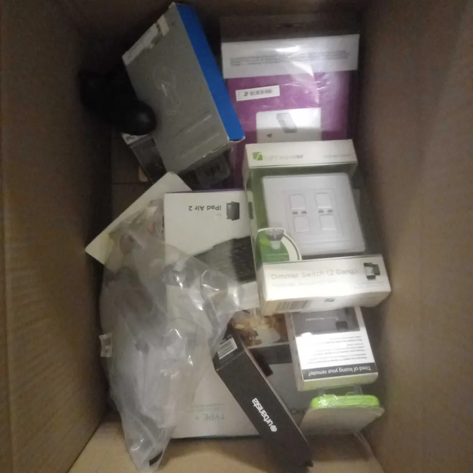 APPROXIMATELY 15 ELECTRICAL ITEMS TO INCLUDE SECURITY CAMERA, TV REMOTE AND SCHOLL FOOT FILE