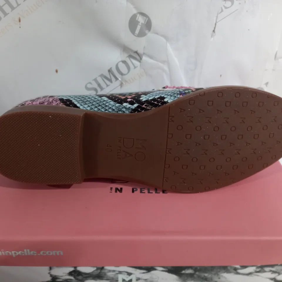 MODA IN PELLE ENLEEA IN PINK MUILTI SNAKE PRINT SIZE EU 40