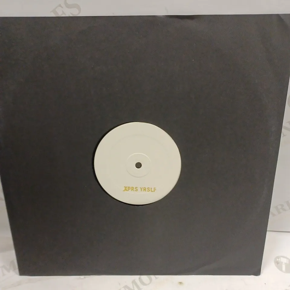BOX TO CONTAIN 10 X ASSORTED MUSIC VINYL'S. ARTISTS VARY 
