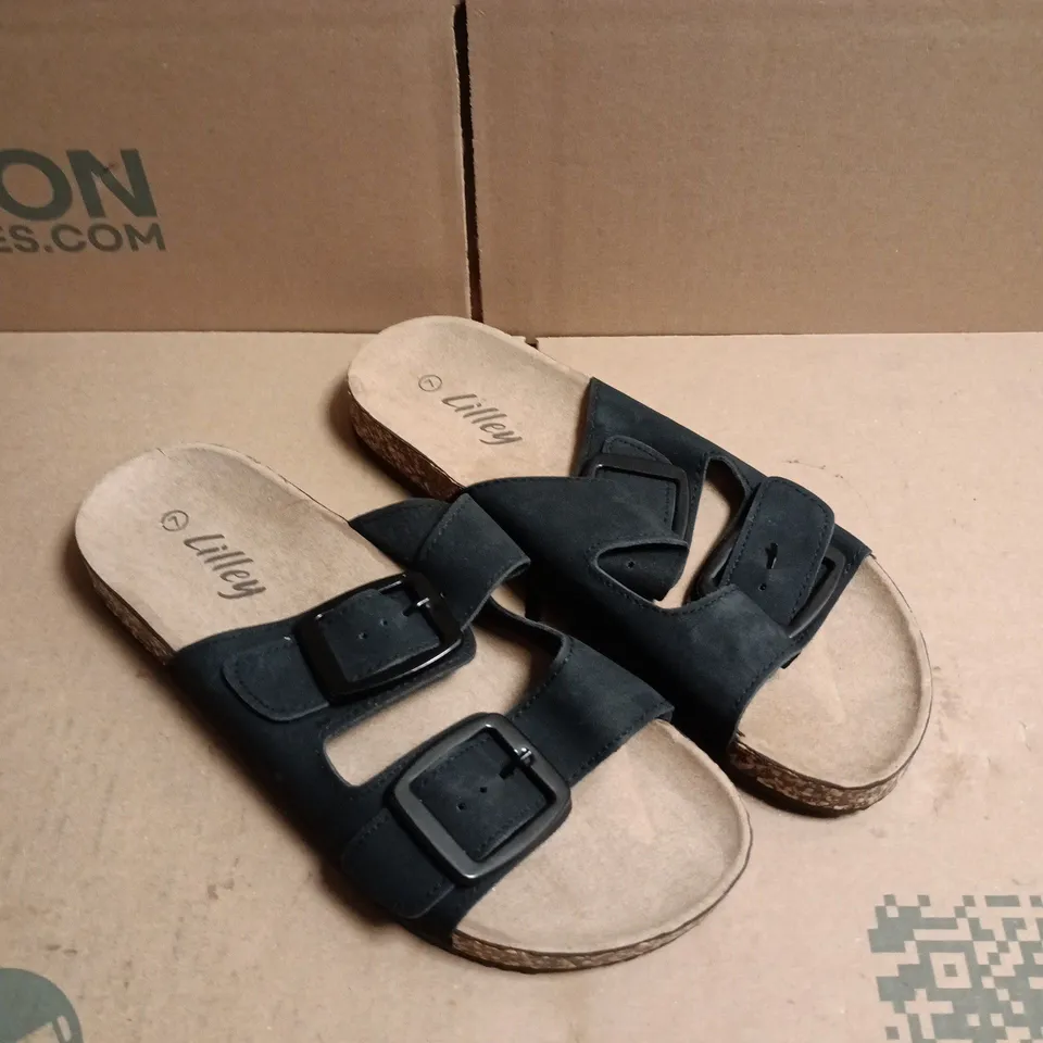PAIR OF LILLEY DOUBLE STRAP FLAT SLIP-ON SANDALS - 7