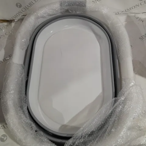 COLLAPSABLE LAUNDRY BASKET
