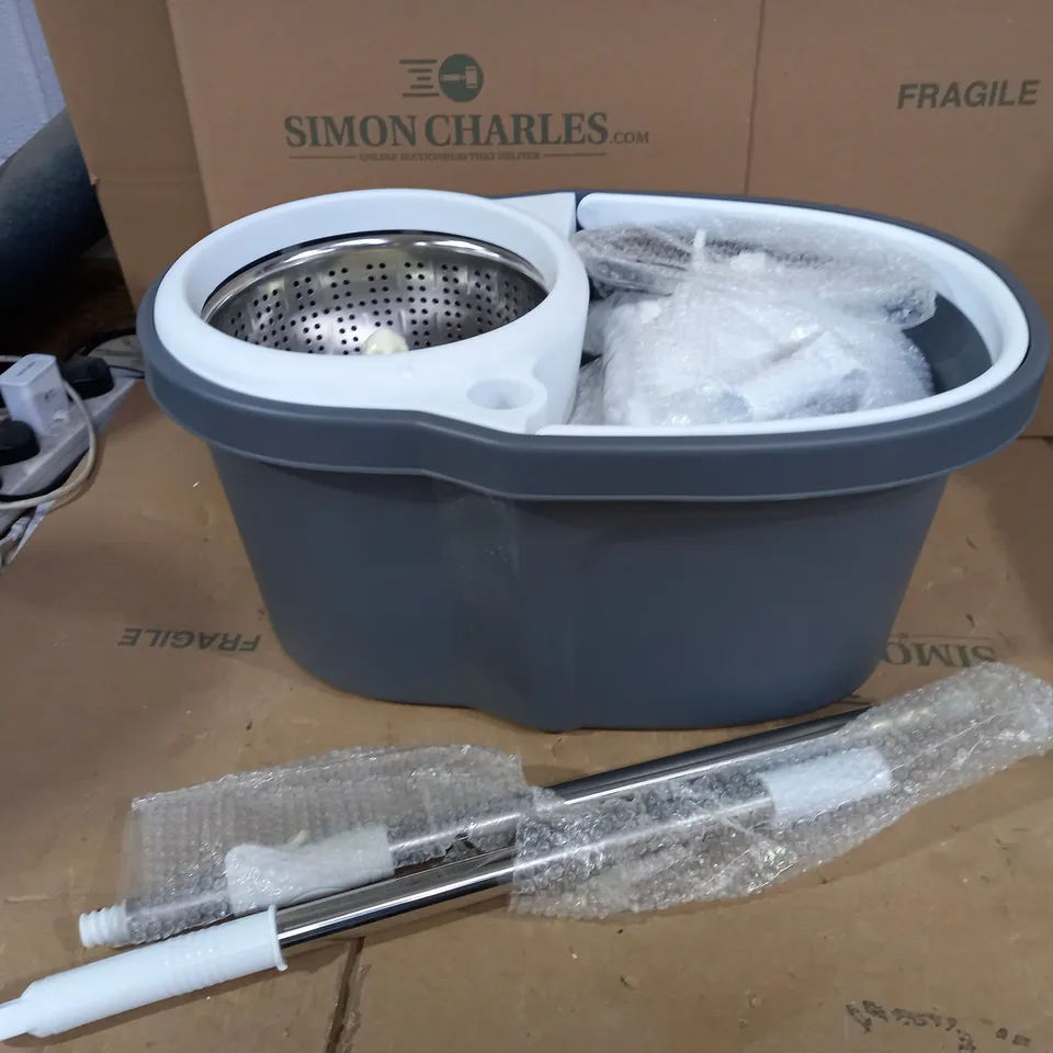 SPIN MOP BUCKET SYSTEM 