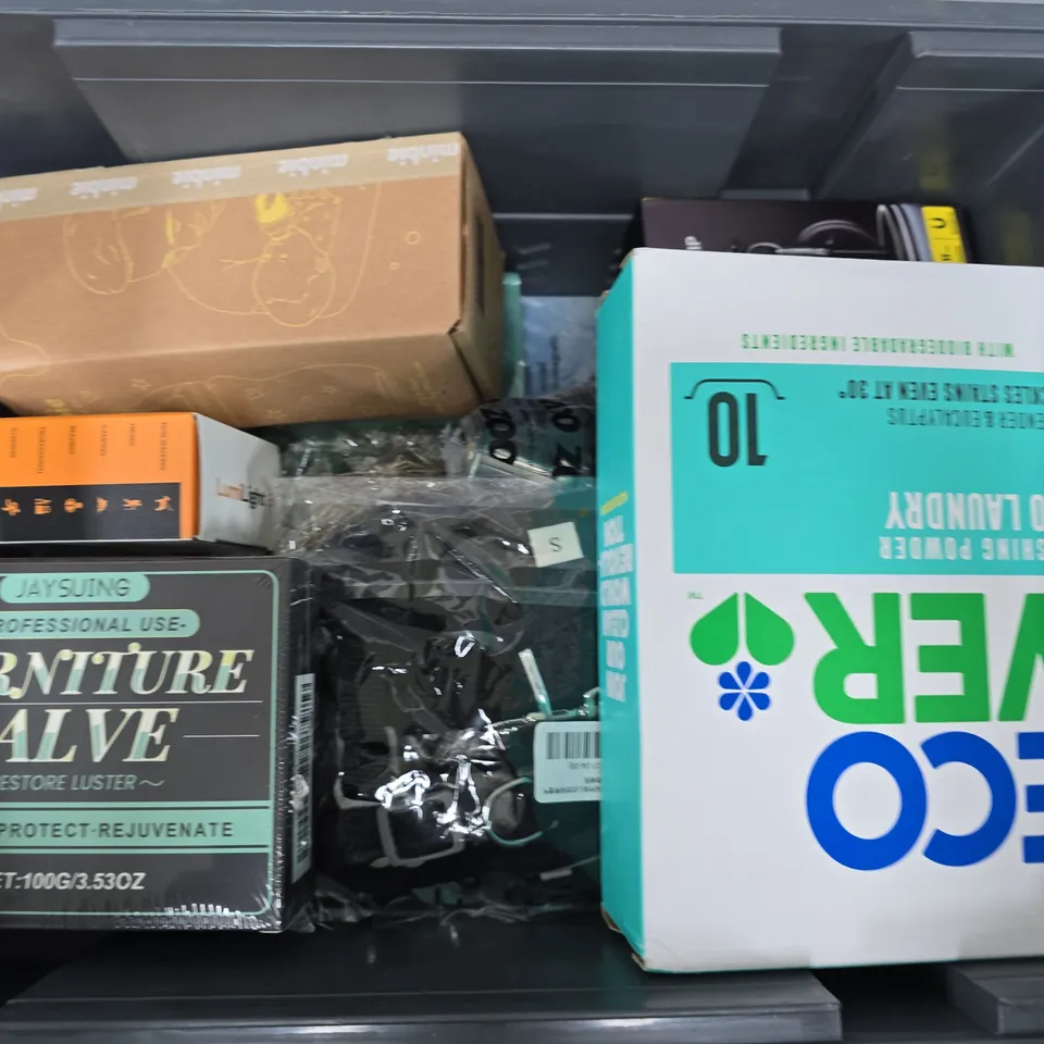 APPROXIMATELY 15 ASSORTED HOUSEHOLD ITEMS TO INCLUDE ECOVER WASHING POWDER, WIRELESS NETWORK CAMERA, POCKET GRIP TRIPOD, ETC