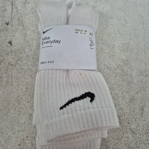 NIKE EVERYDAY COTTON CUSHIONED CREW SOCKS – PACK OF 3, UK 8–11
