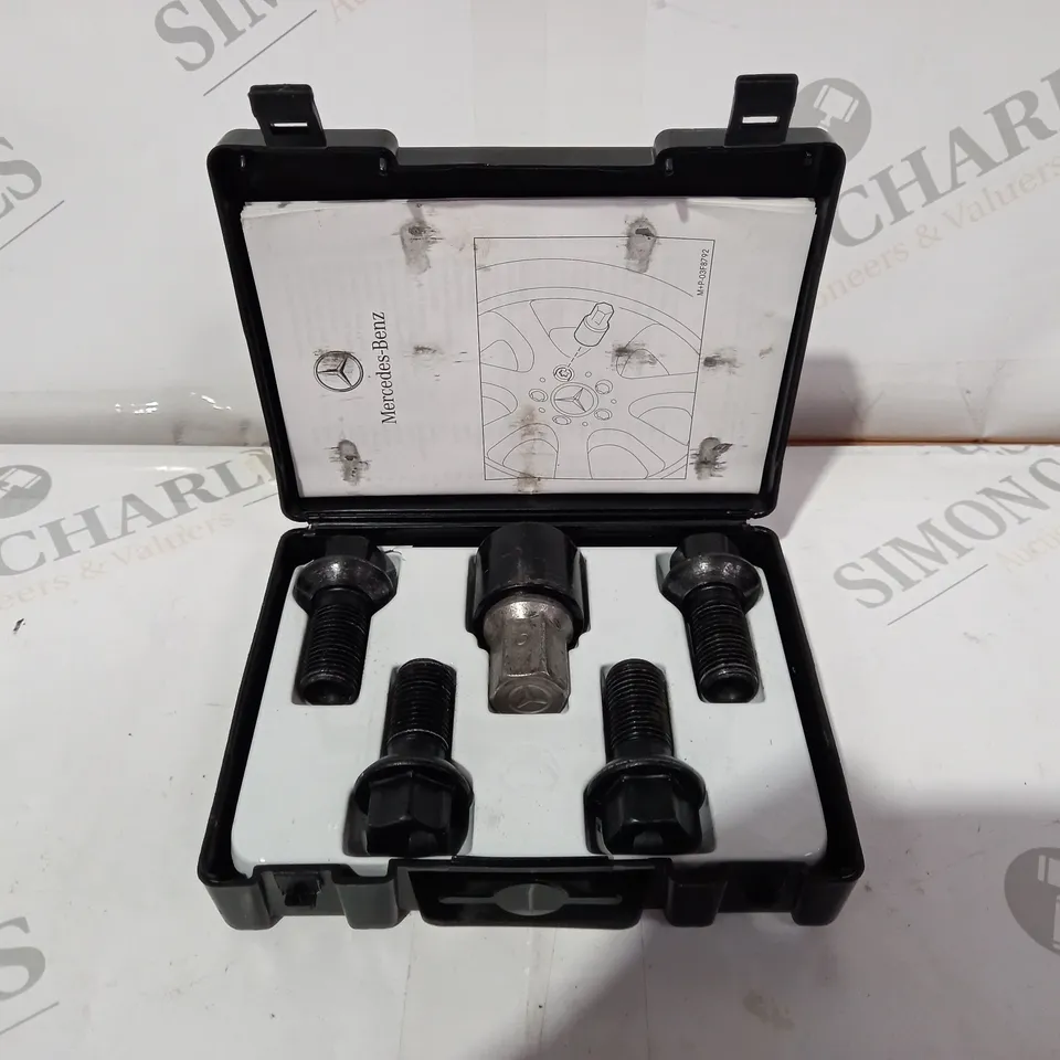 BOXED MERCEDES BENZ WHEEL LOCKING NUTS FOR ALLOYS