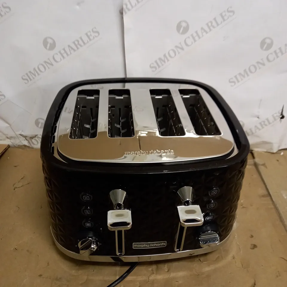 MORPHY RICHARDS VECTOR 4 SLICE TOASTER 248131 BLACK