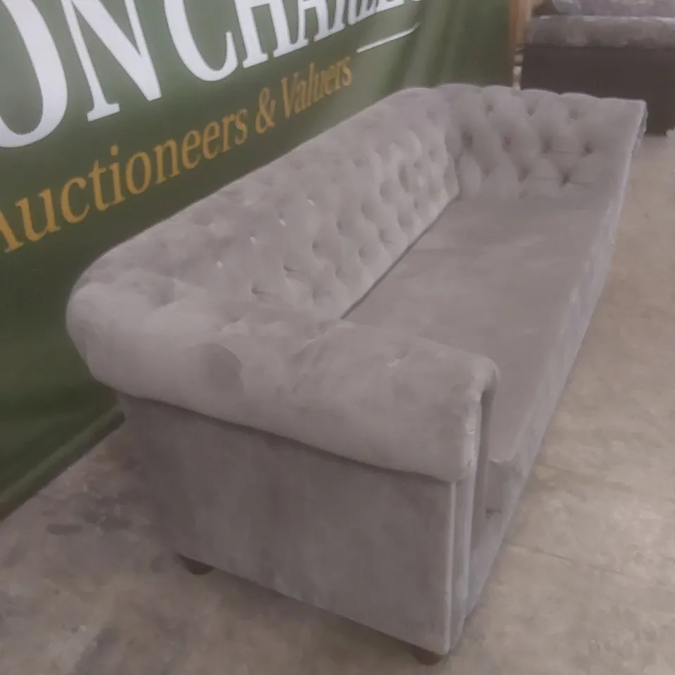 DESIGNER 3 SEATER CHESTERFIELD VELVET UPHOLSTERED SOFABED